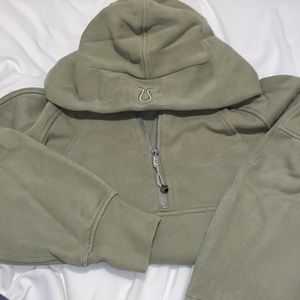 Lululemon Scuba
